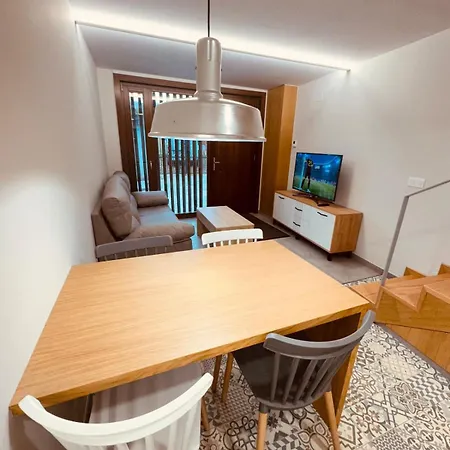 Casa A Xanela Azul * Селанова