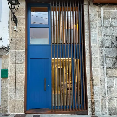 Casa A Xanela Azul סלנובה